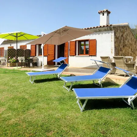 Holiday home Locazione Turistica Stazzu Fioritu - Teo240 San Teodoro (Sardinia)